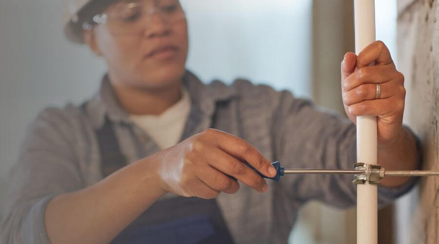 Professional same day plumber in Foss, OK